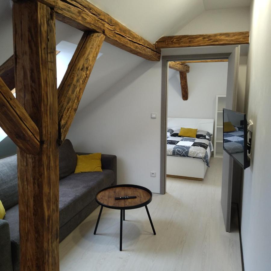 Apartmany S Vyhledem Na Zamek 빔페르크 외부 사진