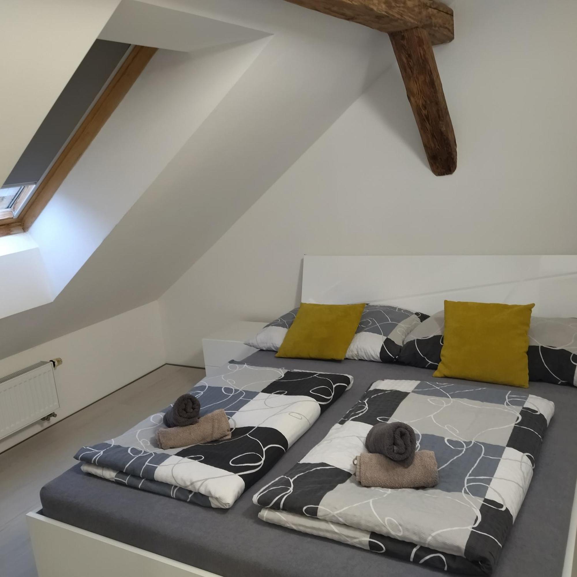 Apartmany S Vyhledem Na Zamek 빔페르크 외부 사진