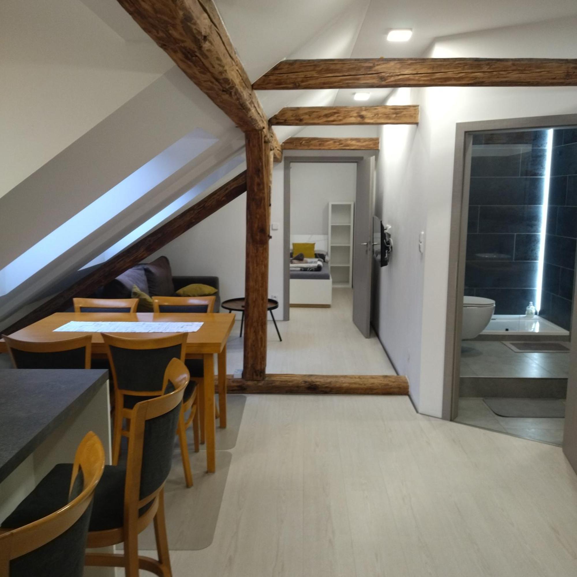Apartmany S Vyhledem Na Zamek 빔페르크 외부 사진